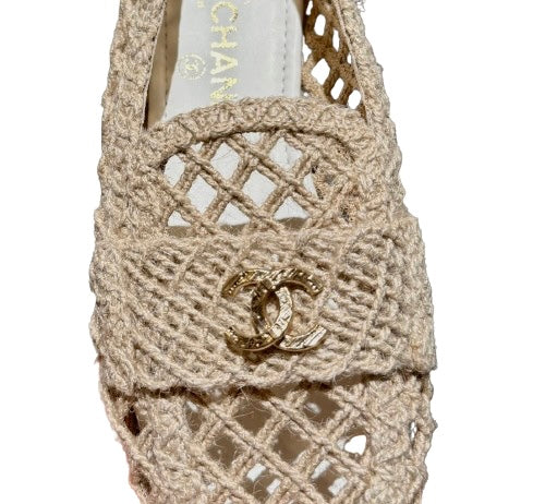 Qahira Loafers