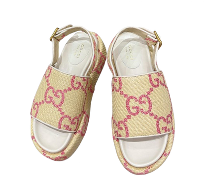 Novia Platform Sandals