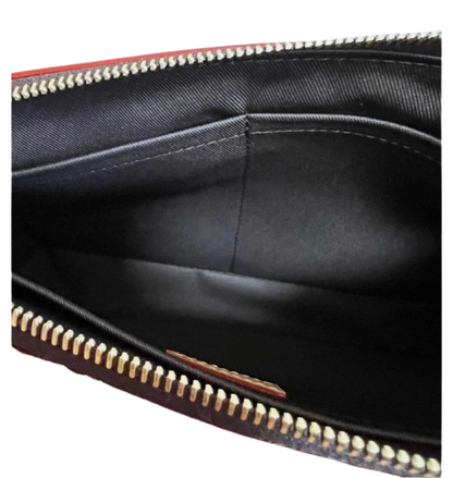 Tyla Pouch