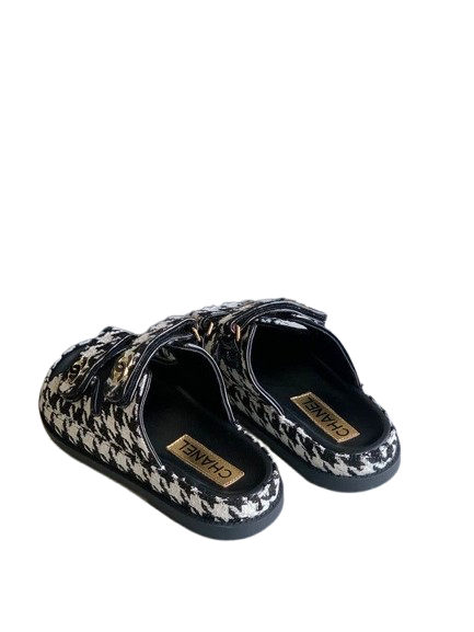 Malia Slides