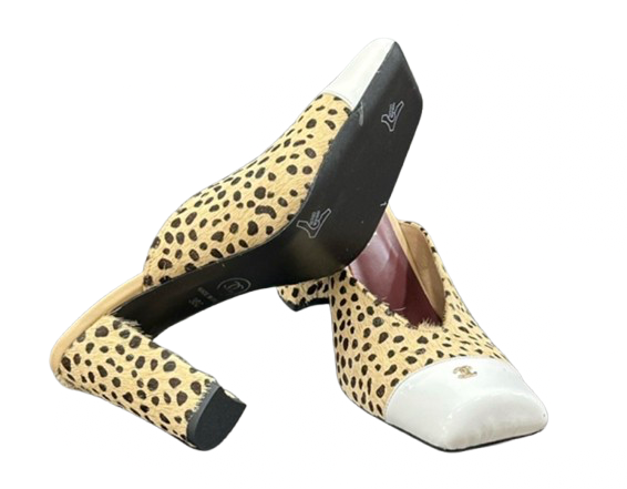 Colleen Heels