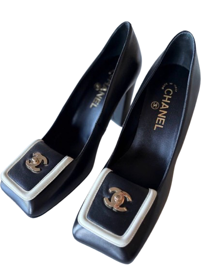 Azura Pumps