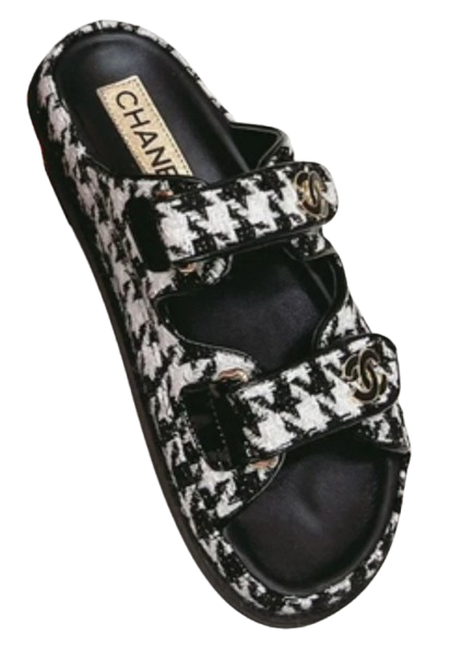 Malia Slides